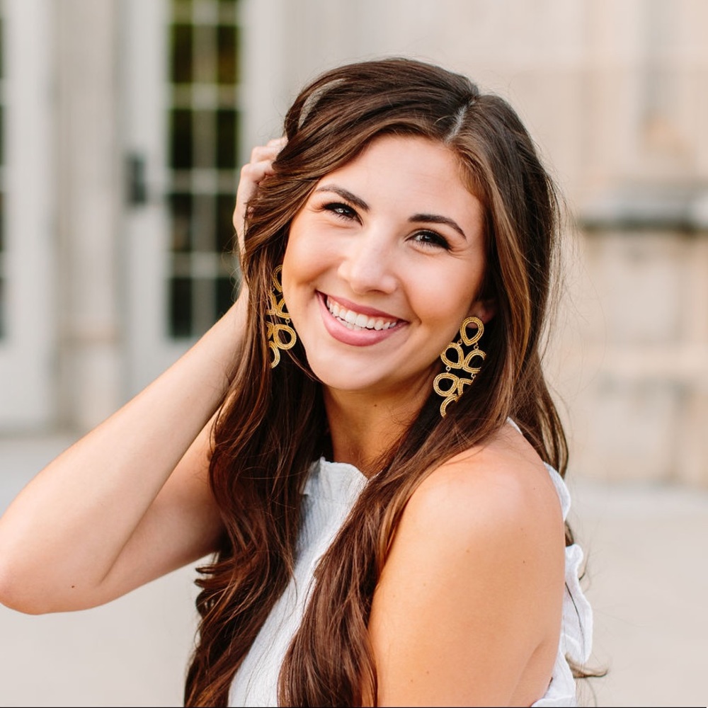 Meet your Posher, Phebe